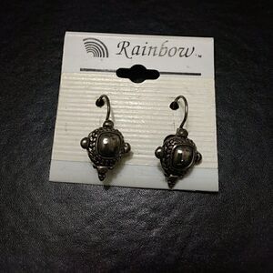 Rainbow brand silver tone round earrings